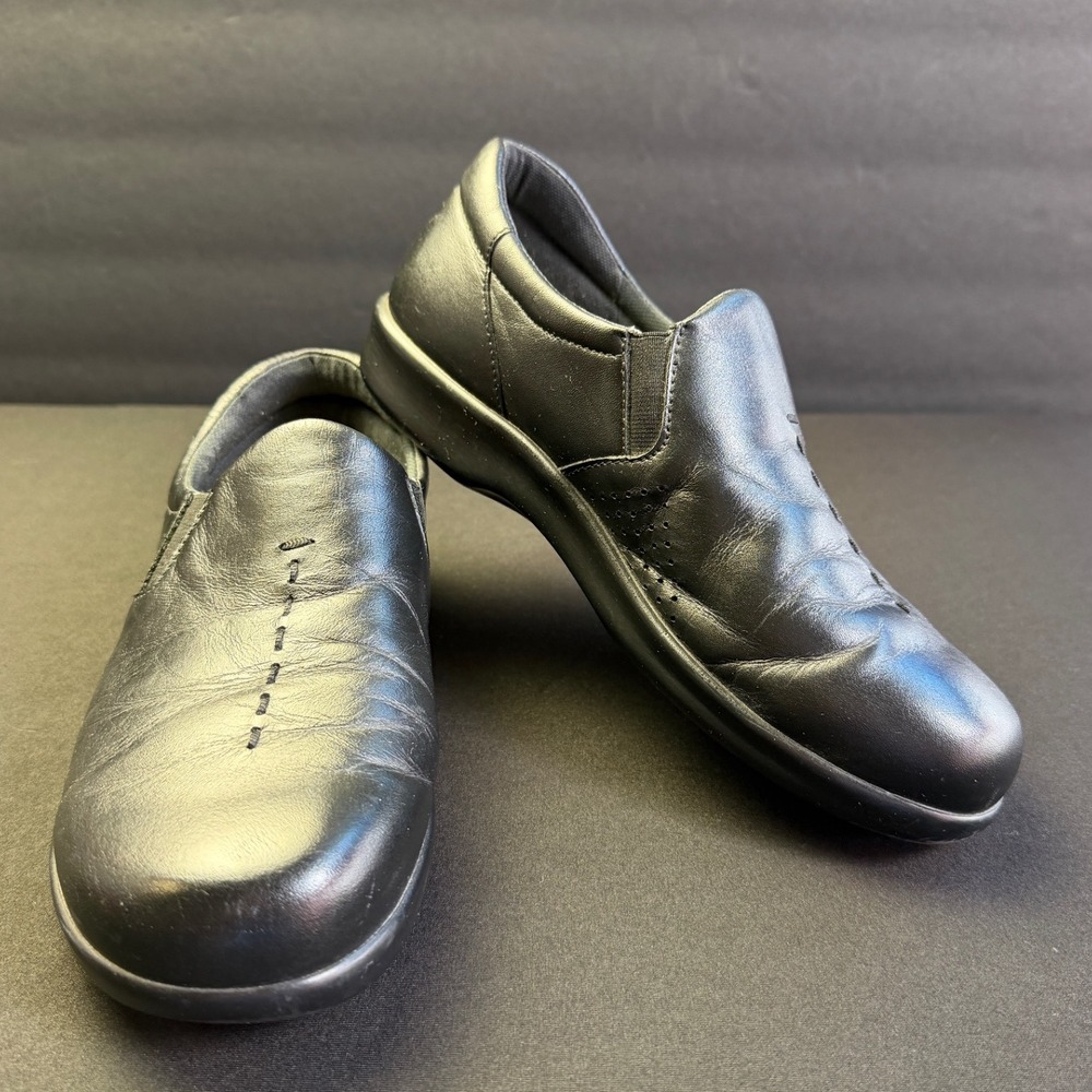 SAS Tripad Comfort Black Leather Loafers Womens 6.5M Slip On Walking Shoes